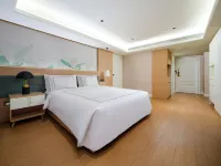 Swissôtel Living Shanghai Hongqiao Hotels near Changning