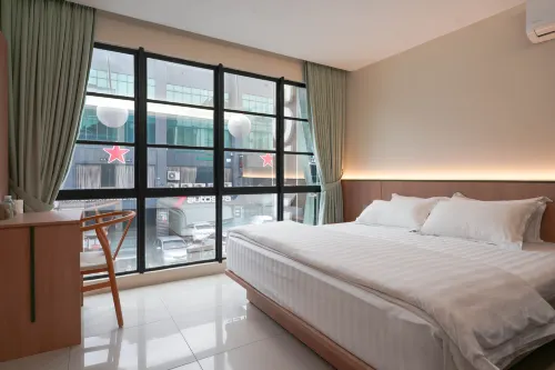 Green Hotel - 2-Star