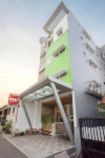 แฟลกชิป 101 แอปเปิล แพลตินัม โรงแรมใกล้ถนน Jaksa Street