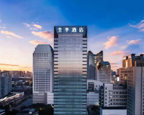 全季飯店(杭州西湖文化廣場武林門碼頭店) 麒麟广场附近的飯店