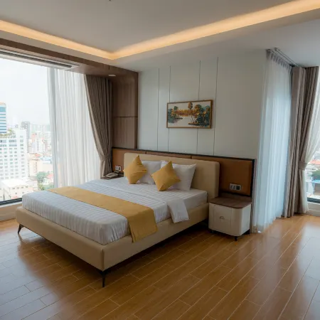 Champs Elysees Hotel & Suites