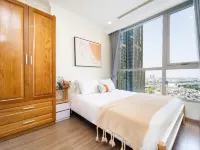 Central Park Luxury Apartment – Landmark Area Hotels near Landmark 81 Sky View Observatory