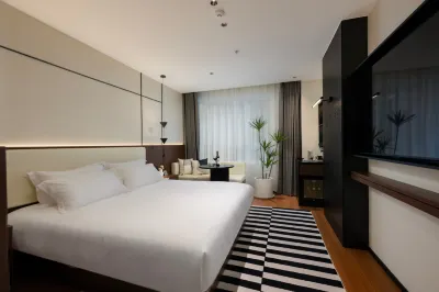 Fangtang Design Hotel Hotels near Baotu Spring Park