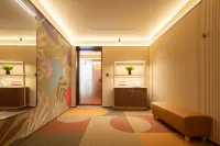 Nuanju Hotel (Fuhai Road Vanke Plaza Store)