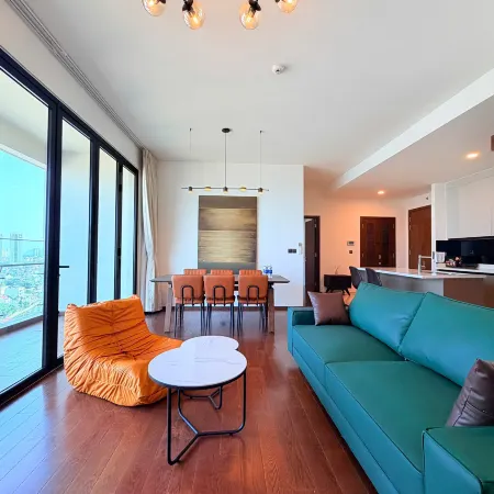 Homie's Dedge Thao Dien Luxury Apartment Отели рядом с достопримечательностью «Гипермаркет Vincom Plaza Thu Duc»