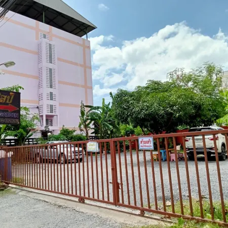 Suansin Art Garden