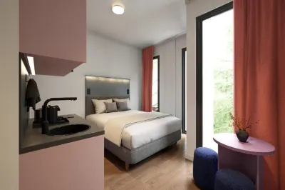 Homaris K48 Studios Hotels near محطة مترو برينزن شتراسيه