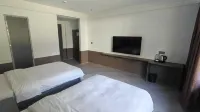 Dandong Chaoda Hotel (Yalu River)