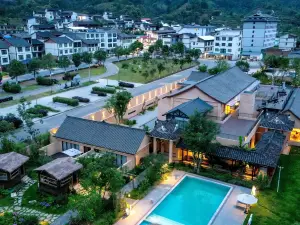 Qisu·Lajia Yao enthnic Themed Homestays in Libo