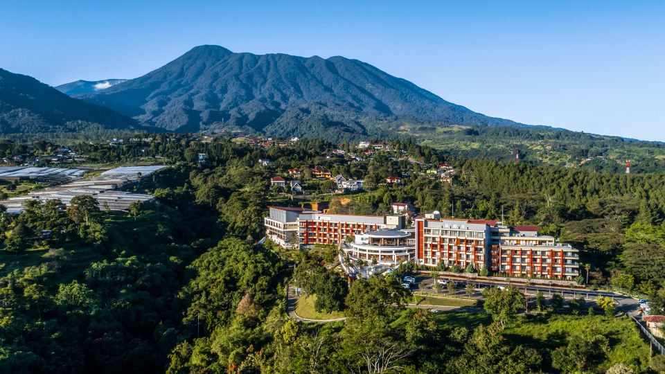 Pesona Alam Resort & Spa