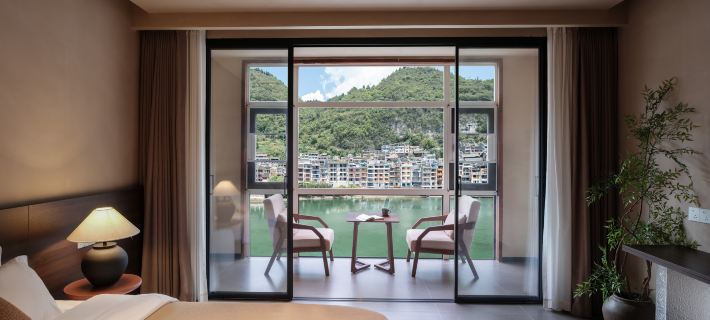Light haze sparse rain house homestay Hotels in Zhenyuan County