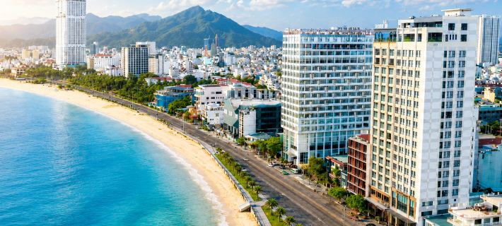 Canary Gold Hotel Quy Nhơn - Beachfront, Iconic Location Các khách sạn ở Quy Nhơn
