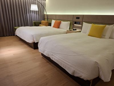 Via Garden Hotel