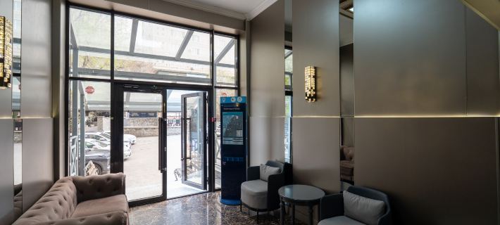Sapar Deluxe Plaza Hoteles en Almatý