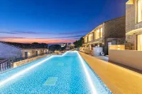 Pingtan Leisure Fun Sunset Seaview Holiday Homestay (Changjiangao Beach Branch) - Pools