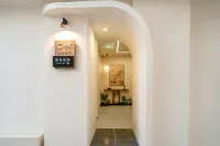 Halcyon Inn Hotels in 
