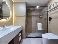Artwell International Hotel