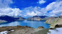 Qigu Yunju Hotel (Changbai Mountain North Slope Distribution Center Branch) - pemandangan pegunungan