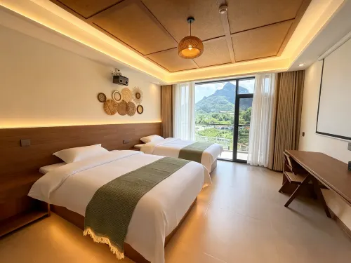 Banshan Tingyu Homestay - parking