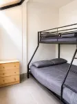 Capsule Perth City Backpackers Hostel - Note - Valid Passport Required to Check IN - 2성급