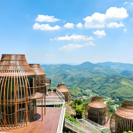 Juanniaoguichao · Luyunnami Time Camp (Zhaijishan)