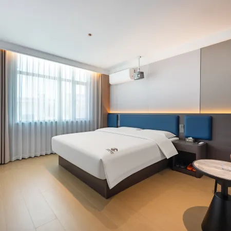 Shangmei Hotel (Duchang People's Square Wanli Avenue)