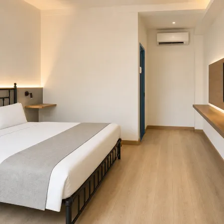 LC HOTEL