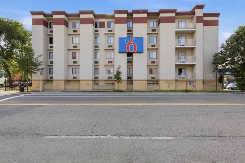 Motel 6 Washington, DC - 2 Yıldız