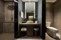 Home Inn Youyou E-sports Hotel (Taiyuan South Railway Station Impression City Branch) - 2 étoiles