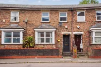 Luxe 3-Bed 2-bath Garden Townhouse Central London - New