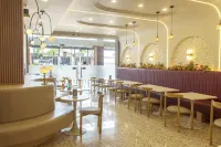Court Meridian Hotel & Suites - Beach