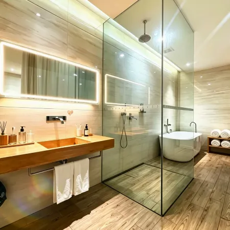 Tangzhuang Golden Rhyme Hotel (Zibo Railway Station Liuquan Road)