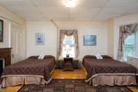 The Farrington Inn - 2 stelle