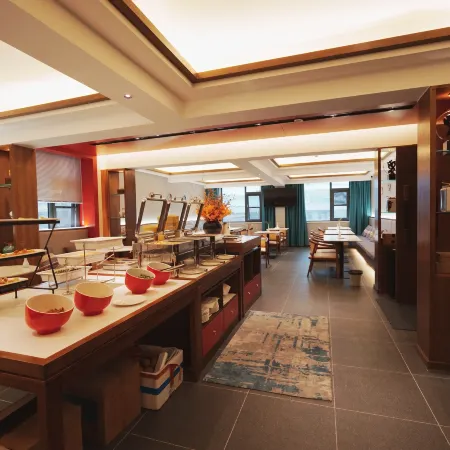 QIANNA HOTEL GLORIOUS (Yongcheng Yongxing Street)