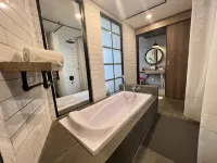Hotel FortunaGrande Jember (Formerly Hotel Dafam Fortuna Jember) Hotel dekat Pasar Tegal Besar