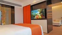 Zhaotong Purple Light Hotel