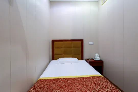 Hanggang Hotel (Chongqing Jiangbei International Airport T2 T3 Terminal)