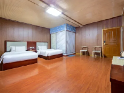Yuanshe Hotel Hotels in Danba County