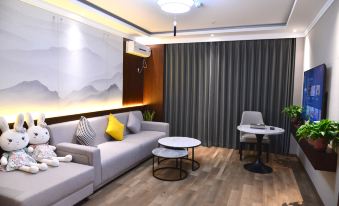 Xintiandi Hotel (Liaocheng Guanxian Zhenxing Road)