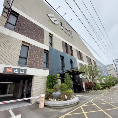 ELYSEES MOTEL