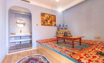 Gulja Guijing Homestay