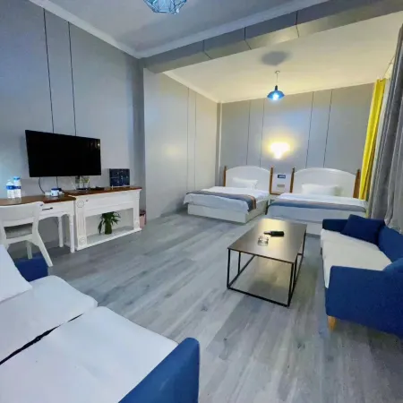 Shuijing Business Hotel
