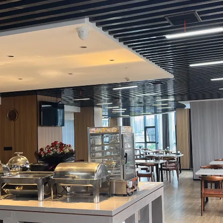 Perry Changxing Lake Hotel (Liuyang Government Branch)