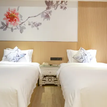 Paco Hotel Tiyuxilu Metro Guangzhou-Free Shuttle Bus during Canton Fair