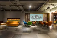巷裡·暮設計師飯店（西安鐘鼓樓回民街店） - 3 星級