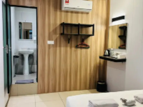 Memory Boutique Hotel ボヘドゥラン島周辺のホテル