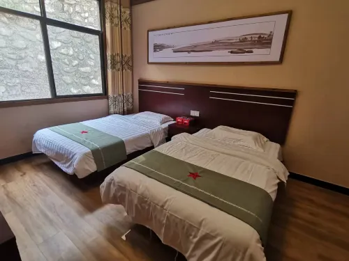 Zhashui Laolin Homestay