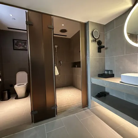 Changbai Mountain Pureland Hot Spring Resort Hotel