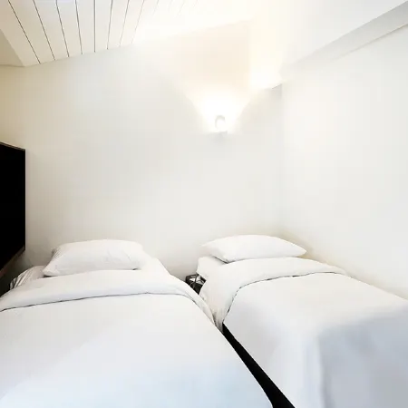 Hotel 498 Отели рядом с достопримечательностью «Спортивный Комплекс Инчхон Мунхак»