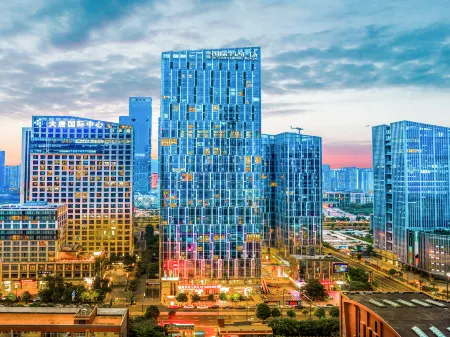 Wanyue Hotelle（Nanning headquarters base store） Отели рядом с достопримечательностью «Guangxi Electric Power Vocational and Technical College (Wuxiang Campus)»